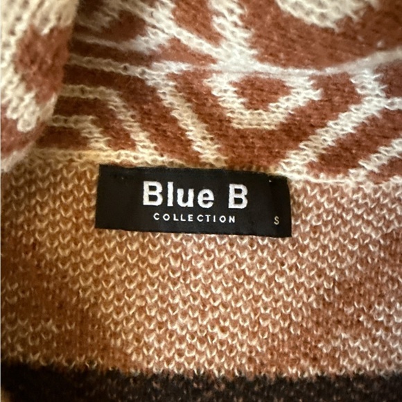 Geometric Patterned Cardigan - Brown and Cream - Picture 4 of 5